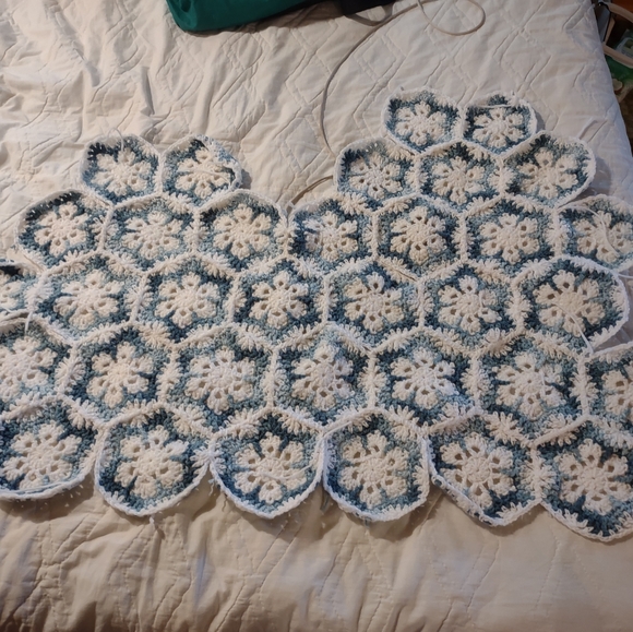 SAE EMPORIUM - Picture 3 of 4